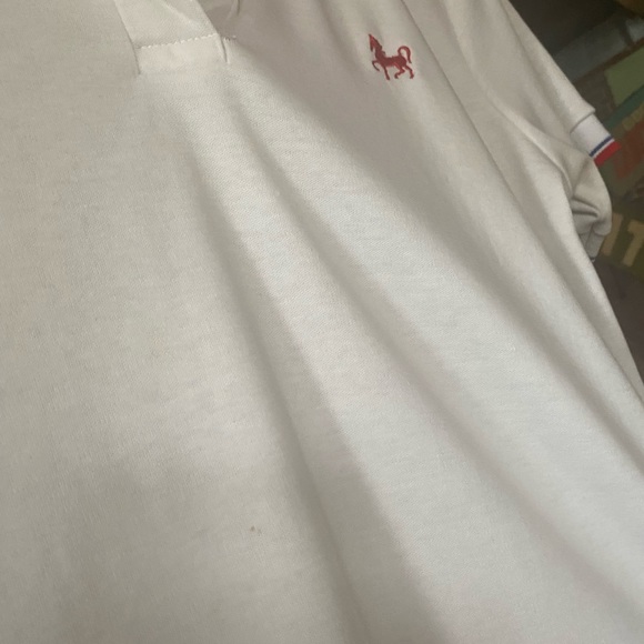 Red and navy trimmed Hunter’s Glen Vintage Polo - Picture 6 of 7